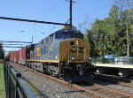 CSX 7269 leads M404